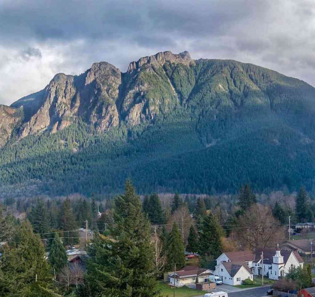 North Bend town with Mount Si in the background